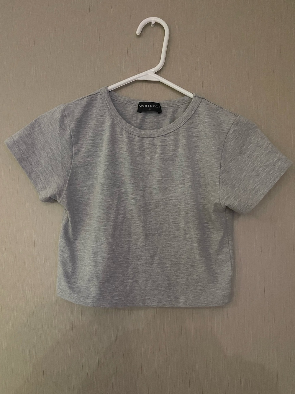 White fox small Crewneck gray Crop Tee